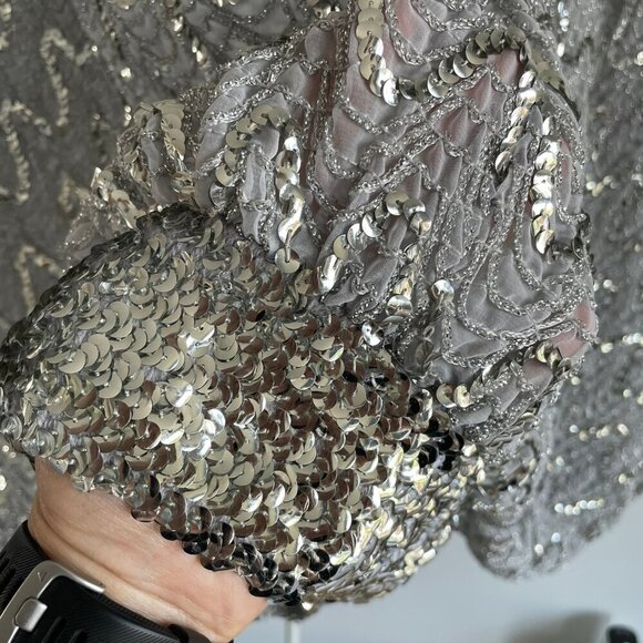 St. MARTIN Silver Wavy Sequin Crop Top Dolman Sleeves Glam Retro Disco Party Med - Picture 7 of 16
